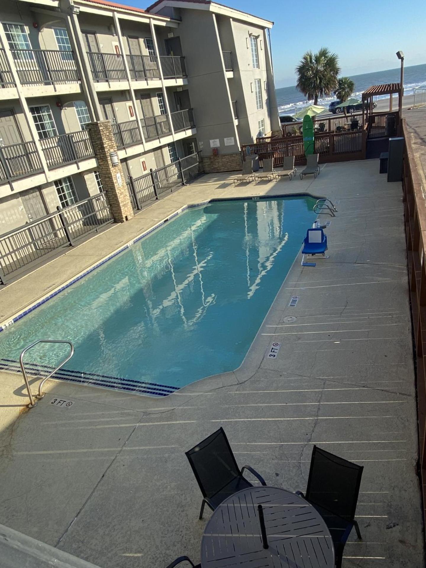 Wingate By Wyndham Beachfront At The Seawall 3* Galveston