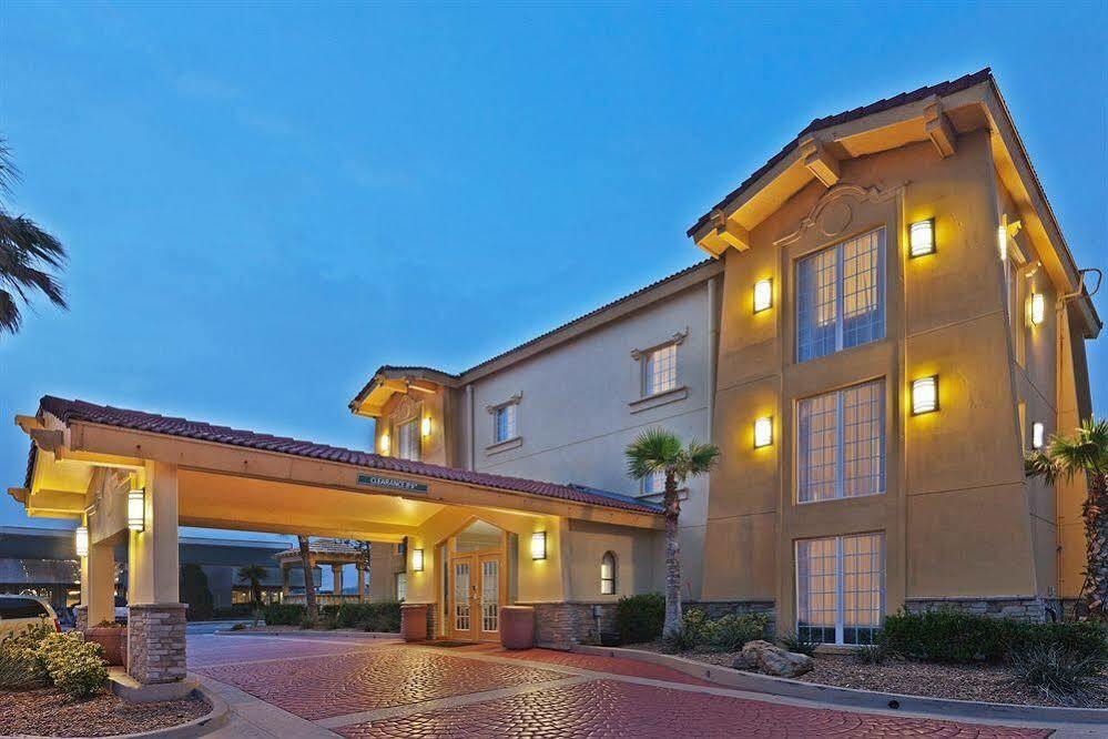 Wingate By Wyndham Beachfront At The Seawall 3* Galveston